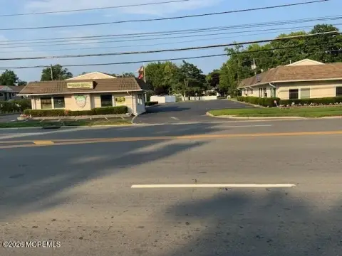 Highway Commercial Retail Buildings