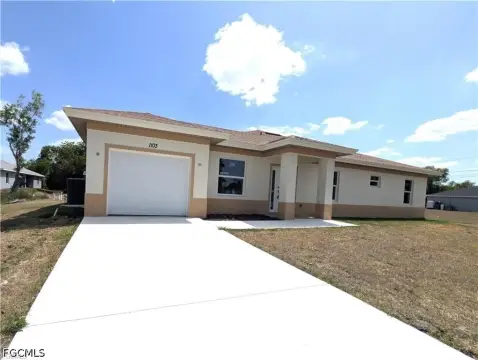 Newer Duplex with Private Garages