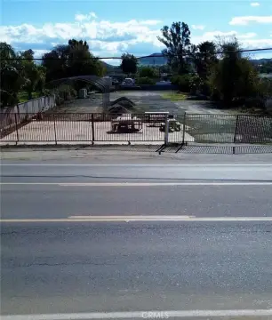 Commercial Land on Cajalco Road