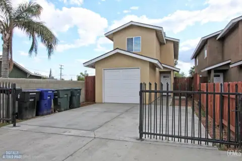 New Duplex in Bakersfield, CA