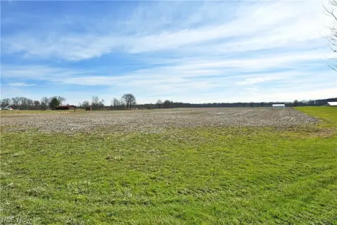 Southington, Ohio 49.6 Acre Land