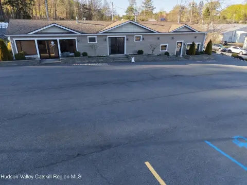 Renovated Commercial Building For Rent
