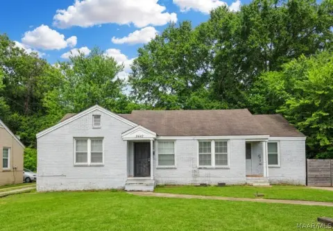 Fully Leased Two-Unit Duplex