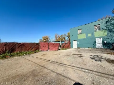 Industrial Property with Buildings