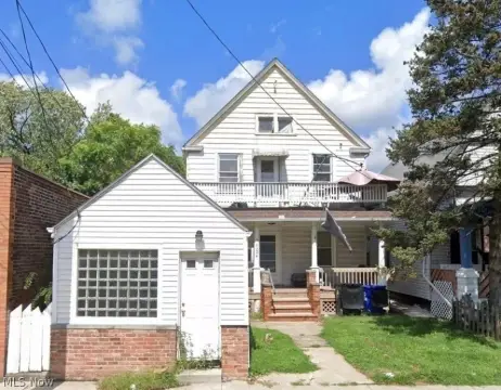 Mixed-Use Duplex with Storefront