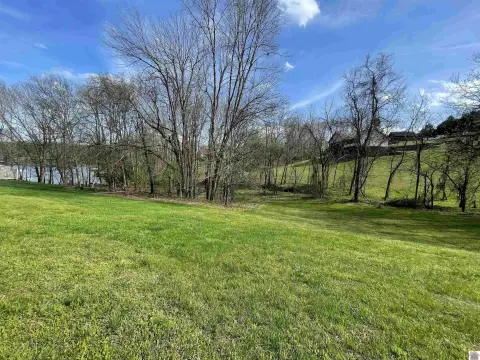 Residential Land in Cadiz, KY