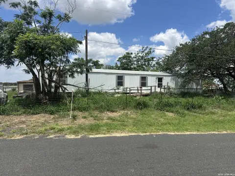 Residential Lot in Poteet, TX
