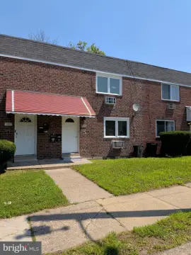 Move-In Ready 2+2 Duplex