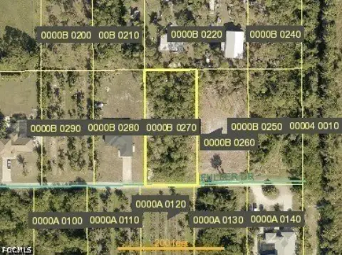 Island Home Site in Bokeelia
