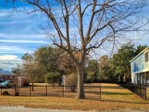 Residential Lot Near Intracoastal