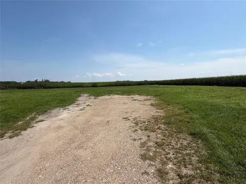 Level Agricultural Land