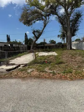 HOLIDAY, FL Buildable Vacant Land