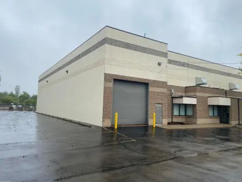 Industrial Flex Warehouse with Drive-Thru