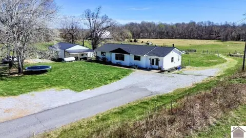 Secluded Farmhouse with Workshop and Barn