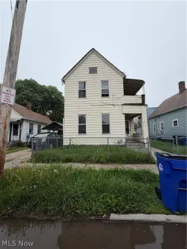 Triplex Income Property with Vacant Unit