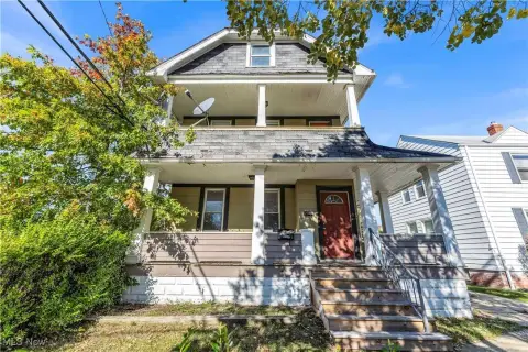 Colonial Duplex with Income Potential