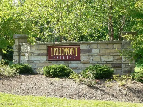 Residential Land in Treemont Estates