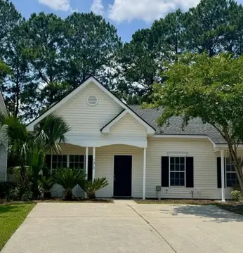 Renovated Garden Home