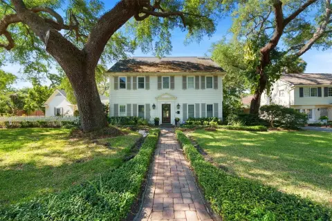 Large Buildable Lot in Tampa