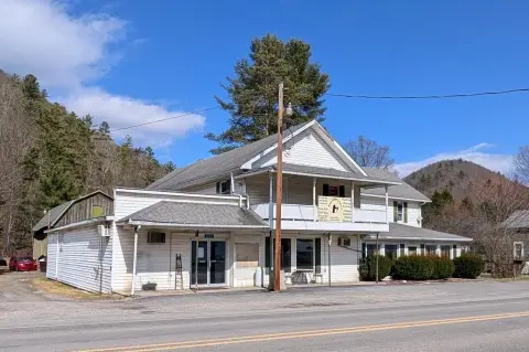 Former General Store with Residence