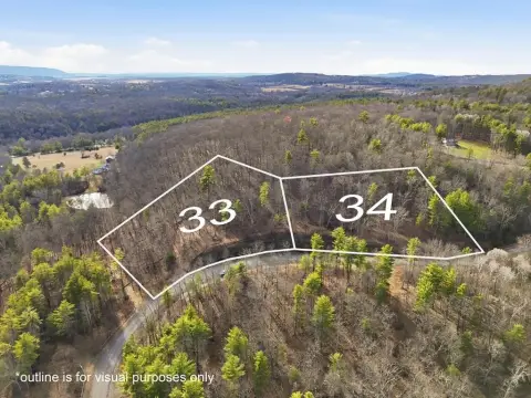Spacious Land in Hemlock Hills