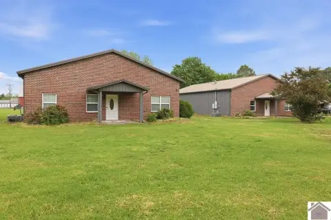 Versatile Property in High-Traffic Location