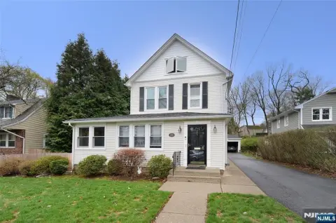 Two-Family Home in Glen Rock
