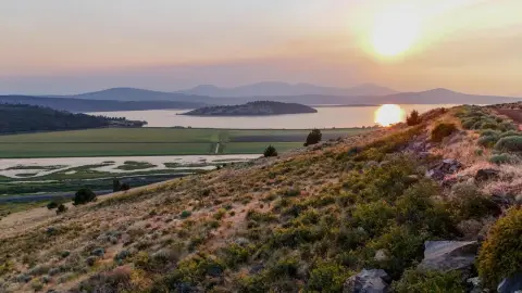 Klamath Falls Land with Views