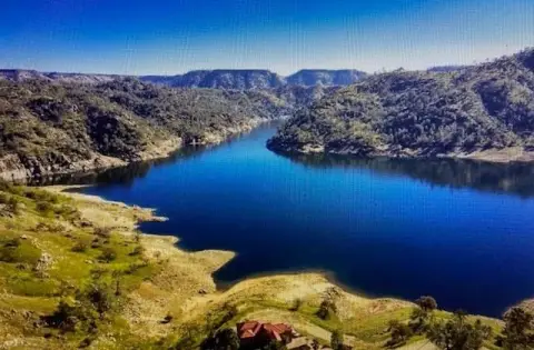 Land with Lake Views