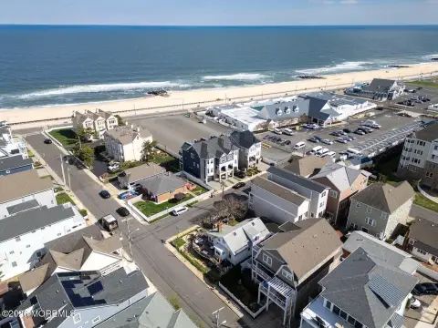 Waterfront Buildable Lot Near Ocean