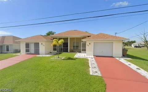 Cash-Flowing Duplex in Cape Coral