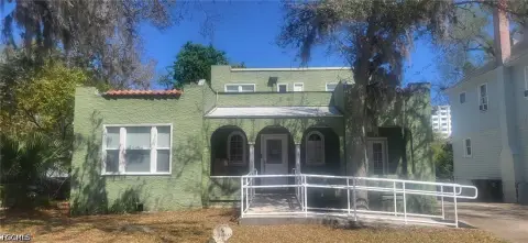 Daytona Beach Commercial Office Building