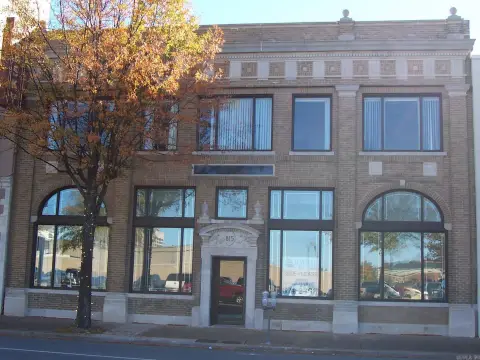 Mixed-Use Building with Garage
