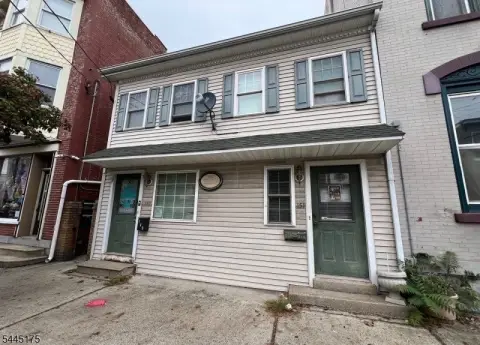 Two-Story Triplex