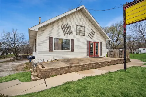 Mixed-Use Building with Living Quarters