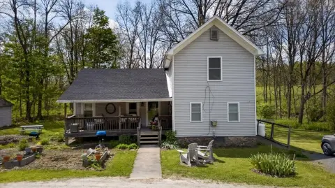 Well-Maintained Duplex Near Tioga Downs
