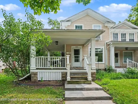 Updated Duplex with Private Entrances