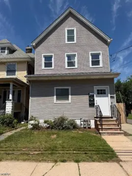 Two-Story Two-Unit Duplex