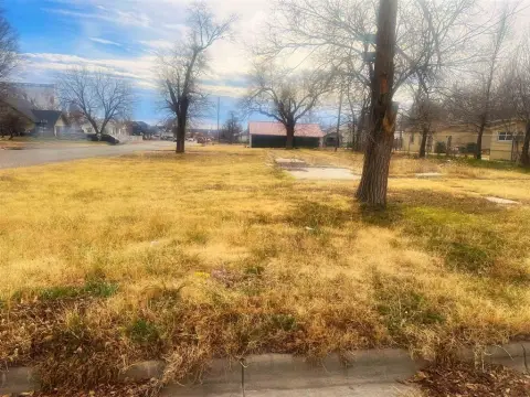 Residential Lot in Dodge City