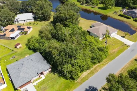 Residential Lot in Poinciana Village