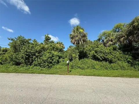 Residential Lot Near Beach