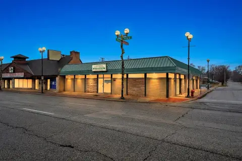 Oak Lawn Commercial Opportunity
