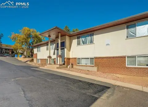 Remodeled Fourplex Near Fillmore, I-25