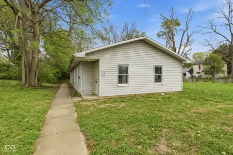 Income-Producing Duplex in Anderson, IN