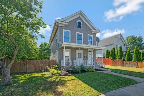 Two-Unit Duplex on Corner Lot