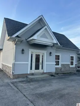 High-Visibility Commercial Property in Hopkinsville