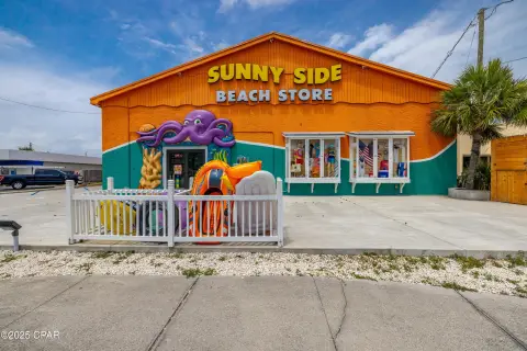 Masonry Retail & Restaurant Building