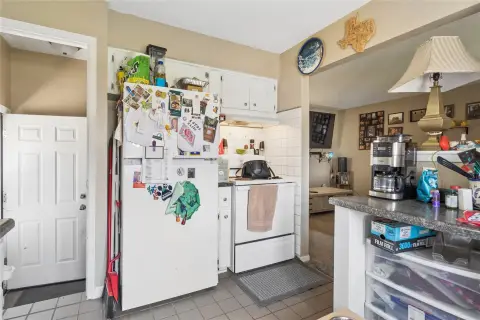 Well-Kept Duplex in Des Moines