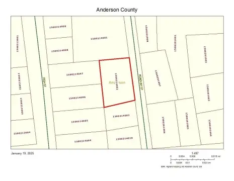 Residential Land in Anderson County