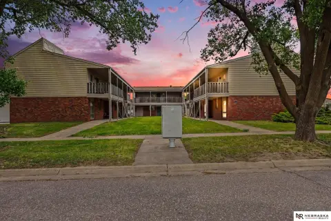 13-Unit Apartment Building